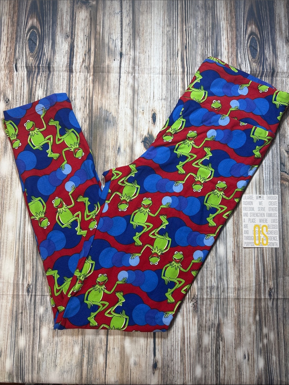LuLaRoe Disney Collection Red Leggings with kermit, the frog